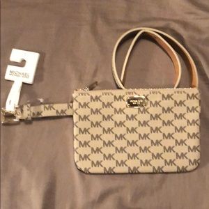 Authentic New Michael Kors Belt Bag